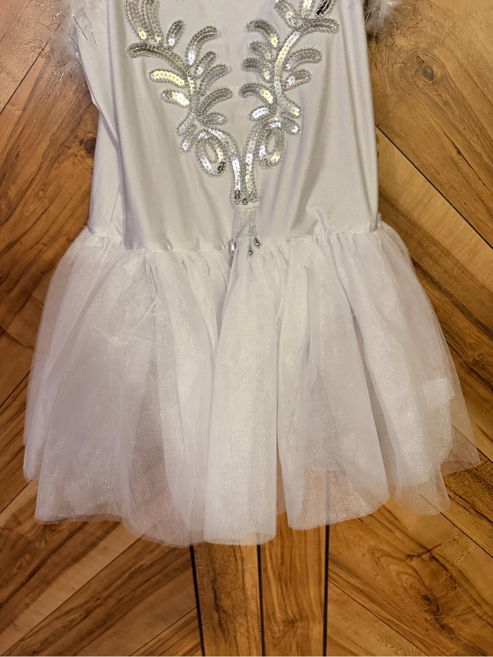 IEFiEL Girl’s Sz 16 White Swan Lake Ballet Tutu Dress Sequins Feather Dance NWT - Picture 4 of 9